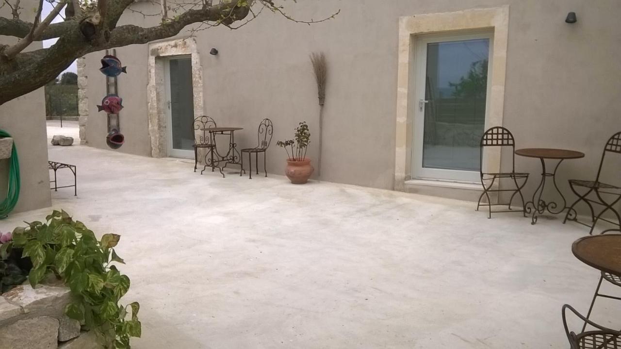 Casa Giufa B&B 嘉拉蒙提·古非 外观 照片
