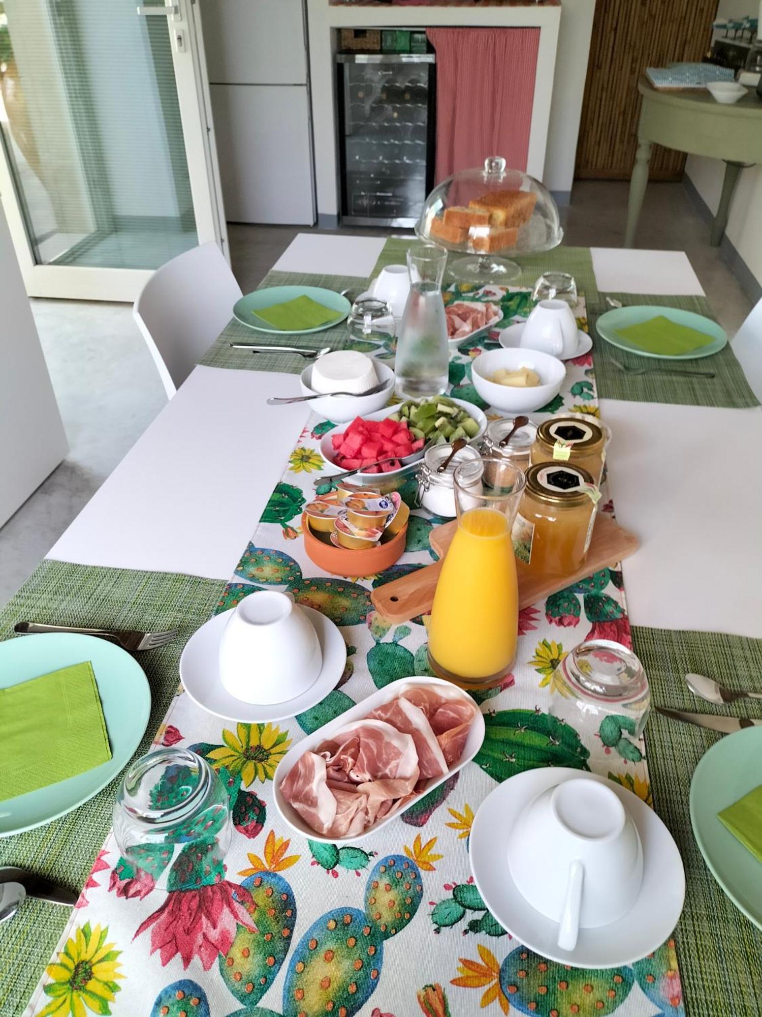 Casa Giufa B&B 嘉拉蒙提·古非 外观 照片